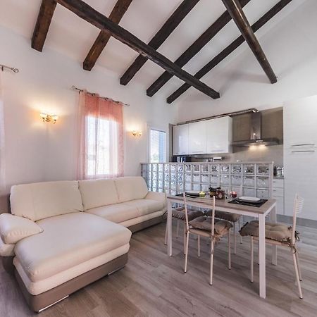 Ca' Laura - Murano Centro - 10 Min From Venice ภายนอก รูปภาพ